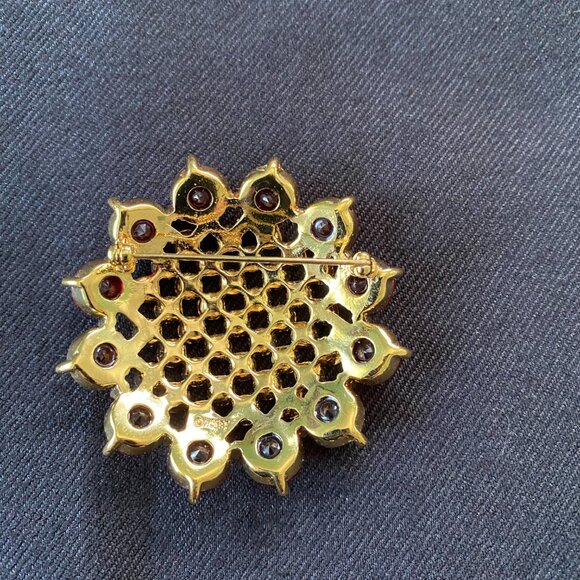 Vintage Monet Ruby Red Rhinestone Brooch #394 - Picture 6 of 8